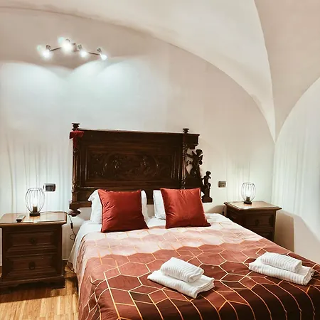 Residenza Tritone Luxury Trevi Fountain Gæstehus *