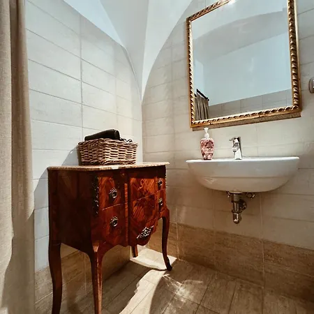 Residenza Tritone Luxury Trevi Fountain Gæstehus Rom