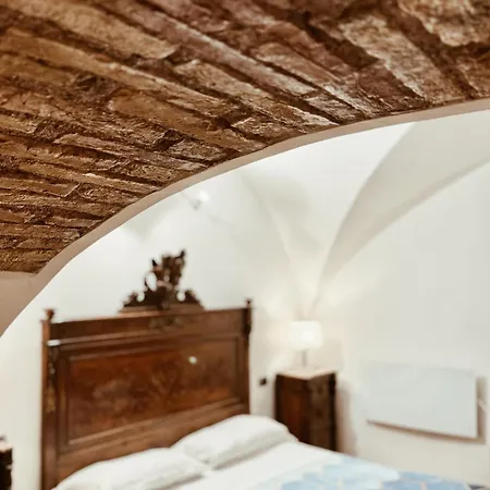 Gasthof Residenza Tritone Luxury Trevi Fountain *