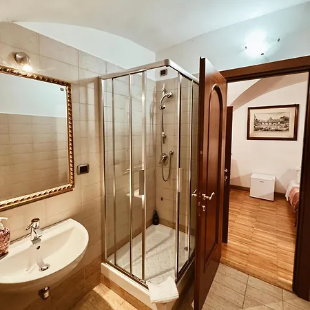 Residenza Tritone Luxury Trevi Fountain * Rome