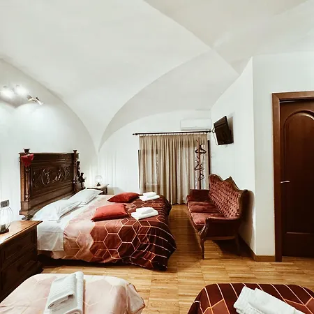 Residenza Tritone Luxury Trevi Fountain Rome